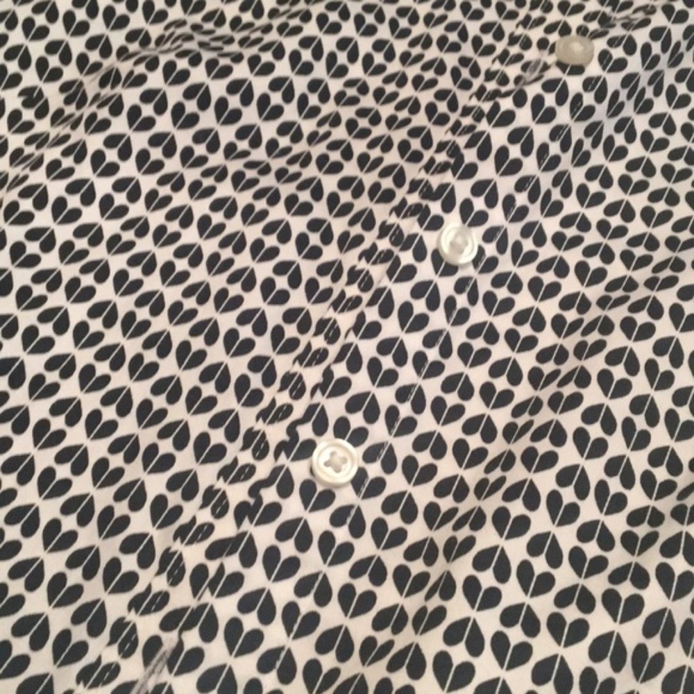 Lovely Non-iron Shirt from Banana Republic. - Picture 6 of 12